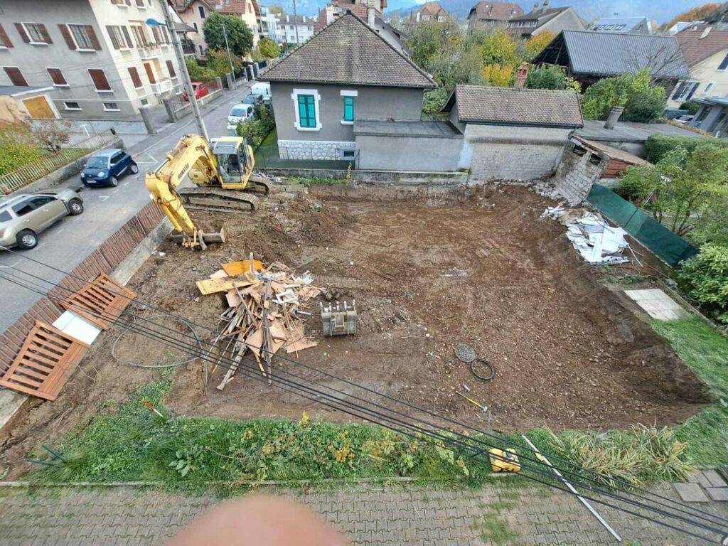 Démolition totale d'un bâtiment à Annecy